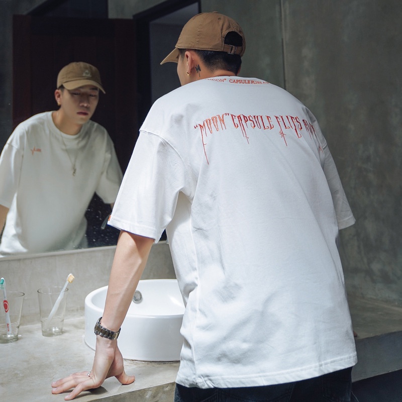 Áo Thun Nam Tay Ngắn Cổ Tròn In Chữ Sau Lưng Thời Trang Mùa Hè TTE210