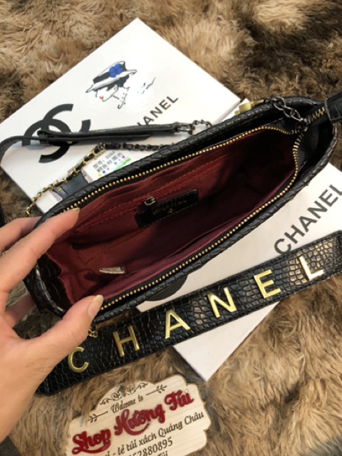 Túi vân rắn dáng mới bản VIPP có 2 quai có video | BigBuy360 - bigbuy360.vn