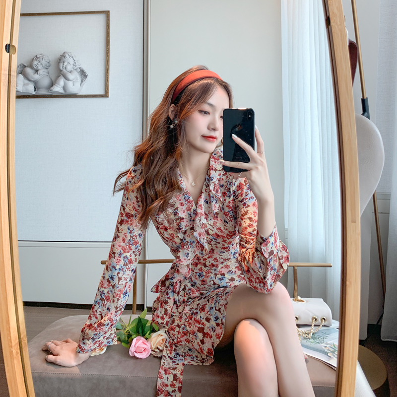 Đầm Nữ Tay Dài Họa Tiết Hoa Phong Cách Hàn Quốc | BigBuy360 - bigbuy360.vn