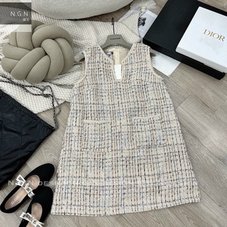 Váy dạ xuông dáng chữ A
