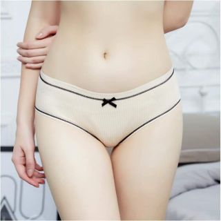 Quần chip len tăm có nơ