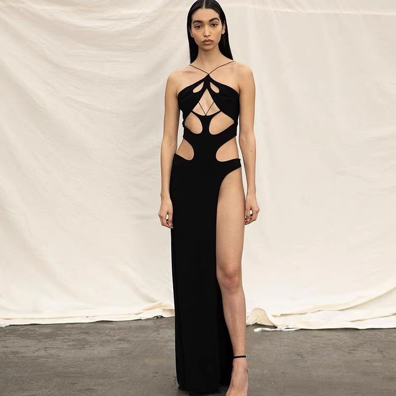 Đầm maxi cut out xẻ tà hở eo màu đen gợi cảm Kkx