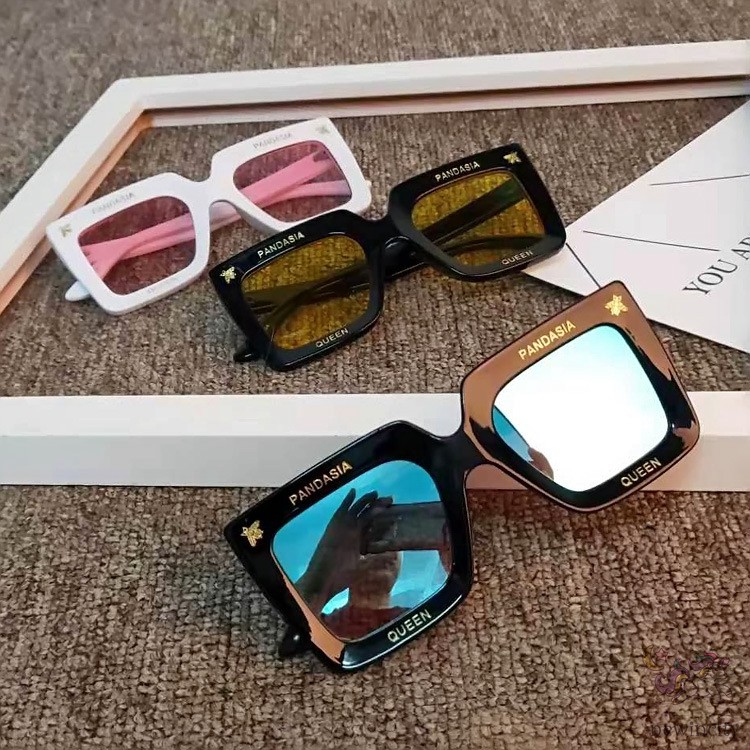 Kính mát gọng vuông thời trang cho bé