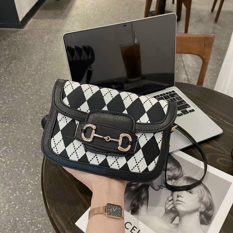 Túi xách nữ thời trang hoạ tiết trám siêu đẹp TX687