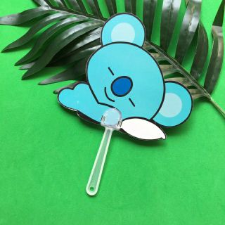 Quạt BT21 - BTS