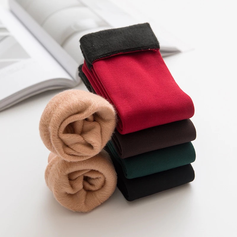 Vớ ống vừa dày dặn mềm mại giữ ấm mùa đông cho nữ