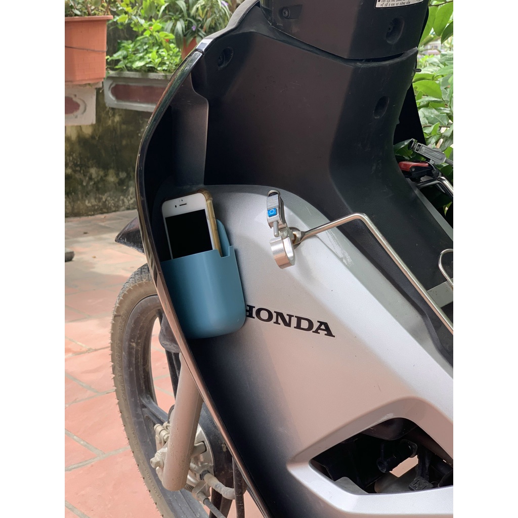 Giá treo sạc dự phòng, điện thoại...+ 2 Miếng dán 3M