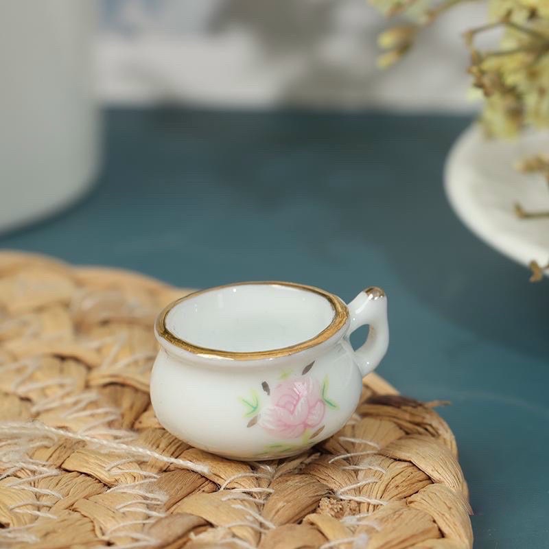 Bộ đồ trang trí nội thất tí hon bằng gốm 9 món