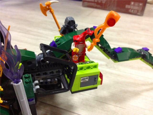 Lắp Ráp Bela 9761 Xe chuỳ bọ cạp Ninjago SS1