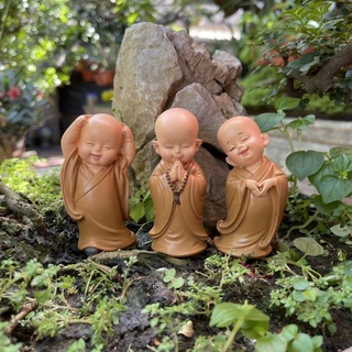 Tượng chú tiểu yêu đời 8,5cm
