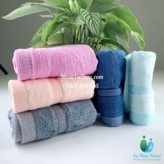 Khăn mặt sợi tre Canifa xuất dư mềm mại, thấm hút chống khuẩn chống nấm