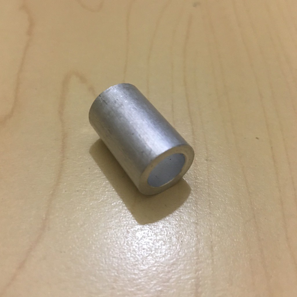 Ắc nhôm cục canh 6li có ren giá 1 con chêm lắp che két nước và các chi tiết khác cho moto xe máy