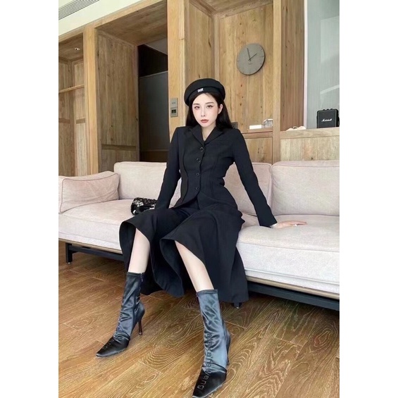Áo khoác blazer mix chân váy dáng xòe trẻ trung phong cách Dior CD