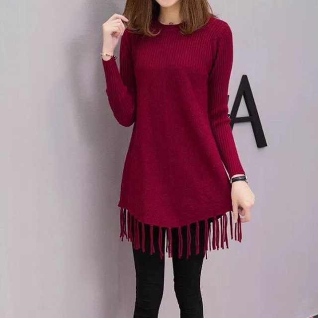 Áo len dài tua rua