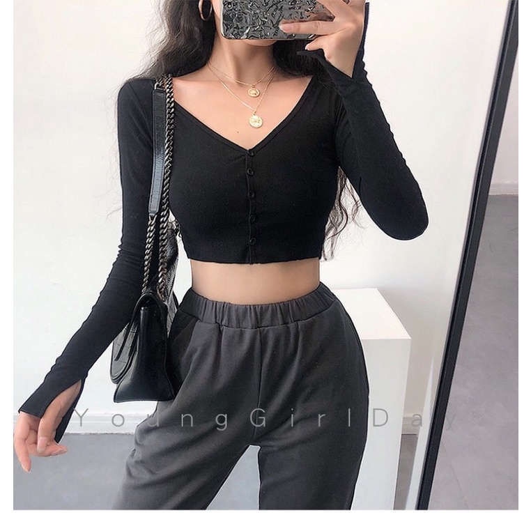 Áo Thun Tay Dài Phối Nút Cá Tính