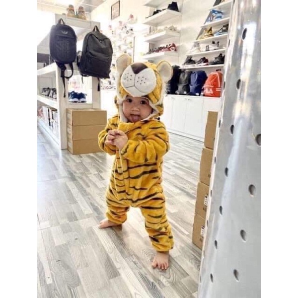 Bộ quần áo liền thân hình ngộ nghĩnh cho bé