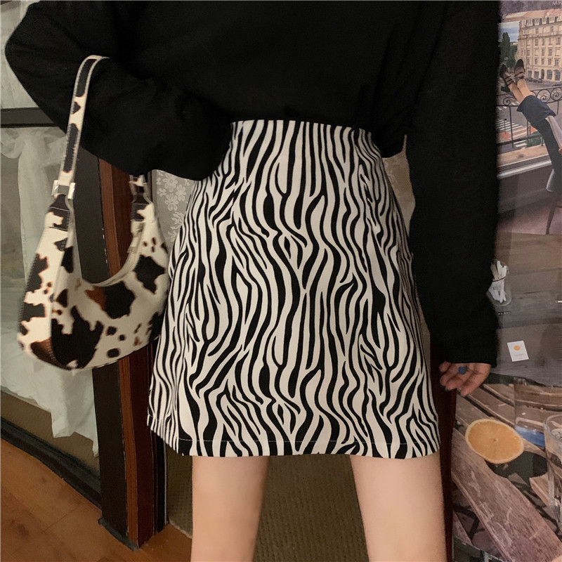 Váy Chữ A Lưng Cao Họa Tiết Ngựa Vằn