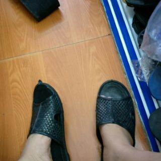 Dép tổ ong đen