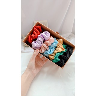 [Rẻ vô địch][Ảnh thật] Cột tóc scrunchies màu trơn sang trọng dành cho các nàng công sở