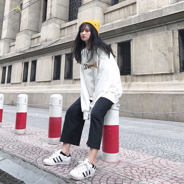 Sản phẩm gia đình làm: Áo nữ nam dài tay chữ ăn0-co-vờ ( ảnh thật cuối )