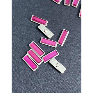 Nút Ruby Vertu bên hông tổng đài