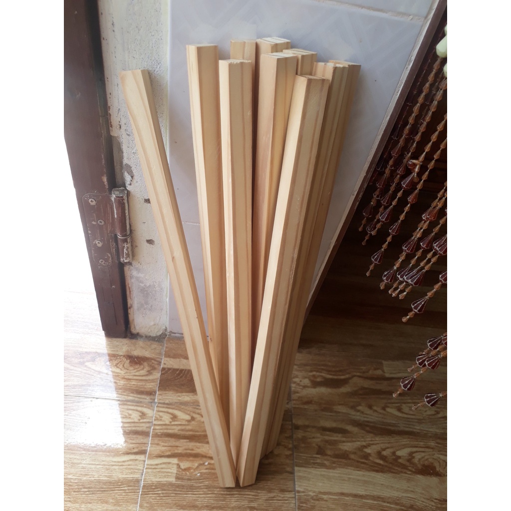 10 THANH GỖ THÔNG VUÔNG  1CM DÀI 80 CM làm mô hình, thủ công, đồ chơi, trang trí lồng chim