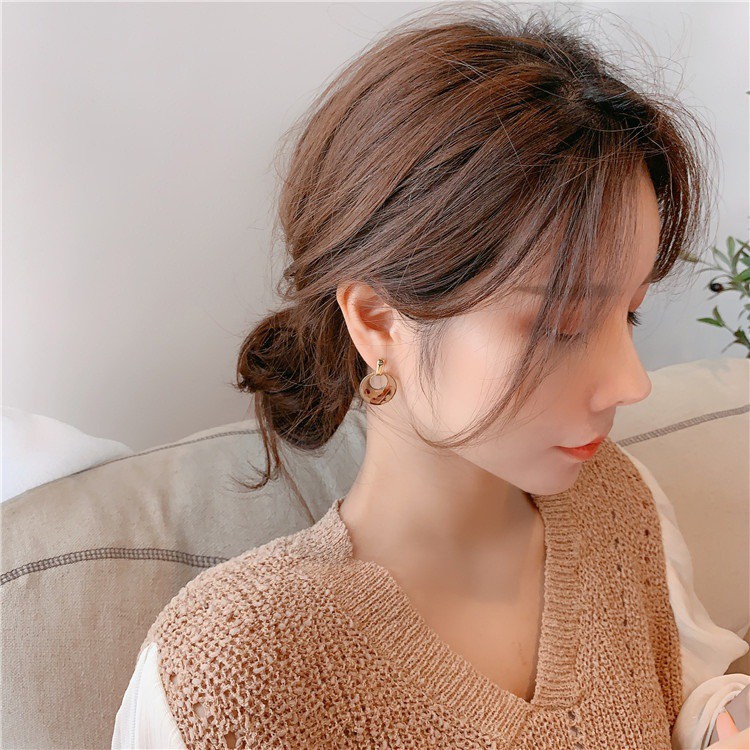 Bông tai nữ thời trang Hàn xinh xắn - HT271