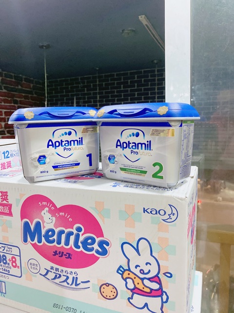 Sữa Aptamil Pro bạc lùn số 1 và số 2 hàng xách tay đi air Đức