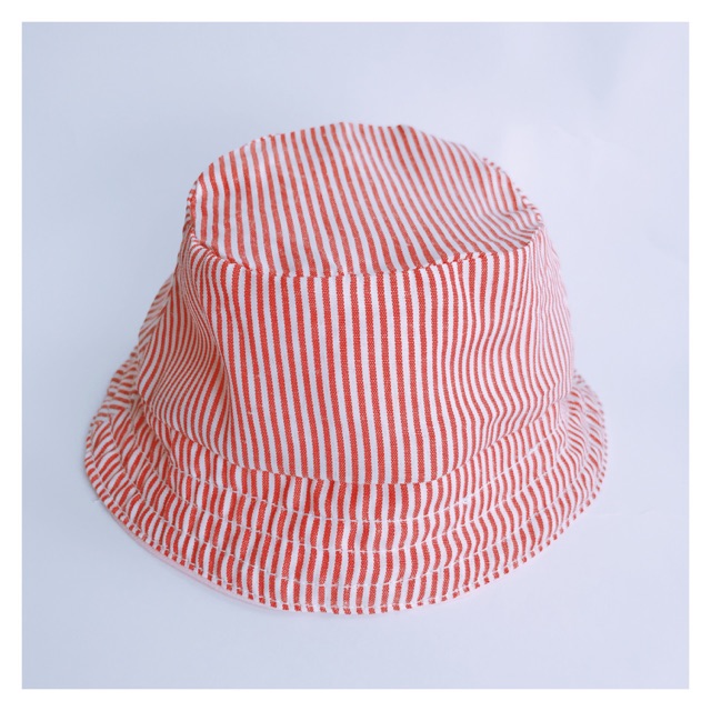 sun's out - bucket stripe
