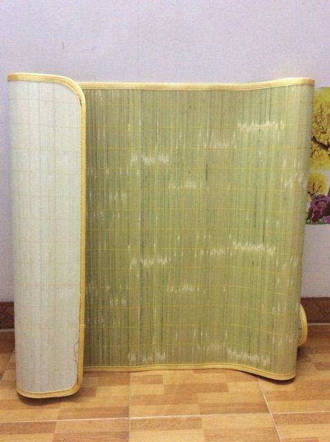 Chiếu tre trúc tây bắc kt ( 90CM × 1M9)