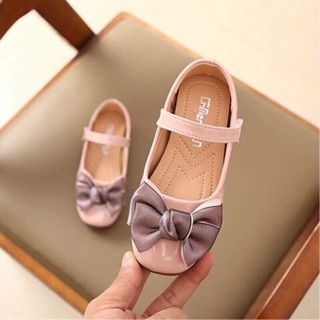Giầy bé 350k/2 doi