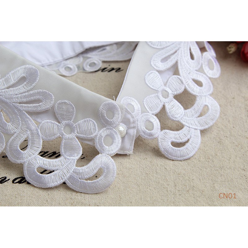 Cổ áo tháo rời đính đá - Mã CN01