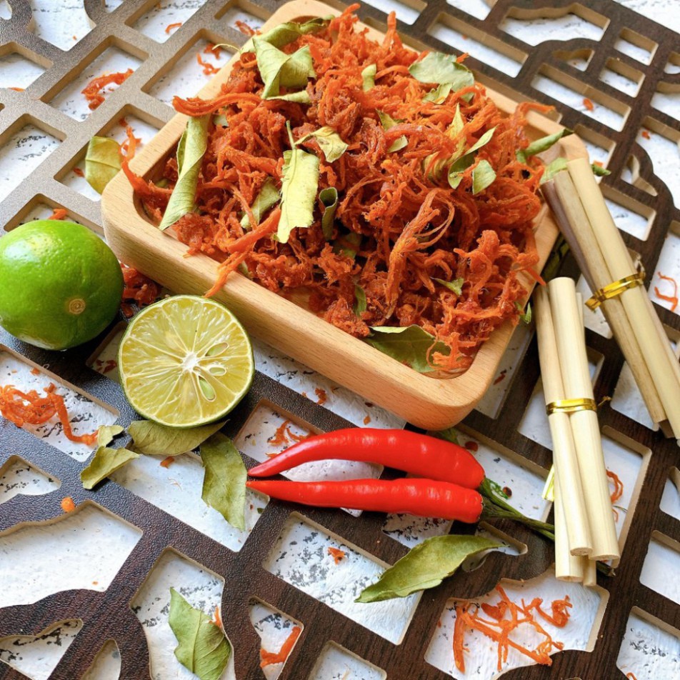 KHÔ BÒ SỢI LÁ CHANH, lon pet 300g, loại ngon, Mami Food