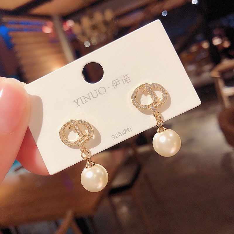 Bông tai nữ thương hiệu CD mặt đính đá thả ngọc trai nhân tạo TB425 TOBI STORE