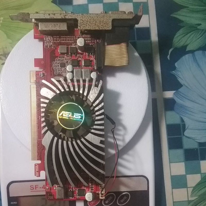 xác card màn hình asus hd 6570 1gd3