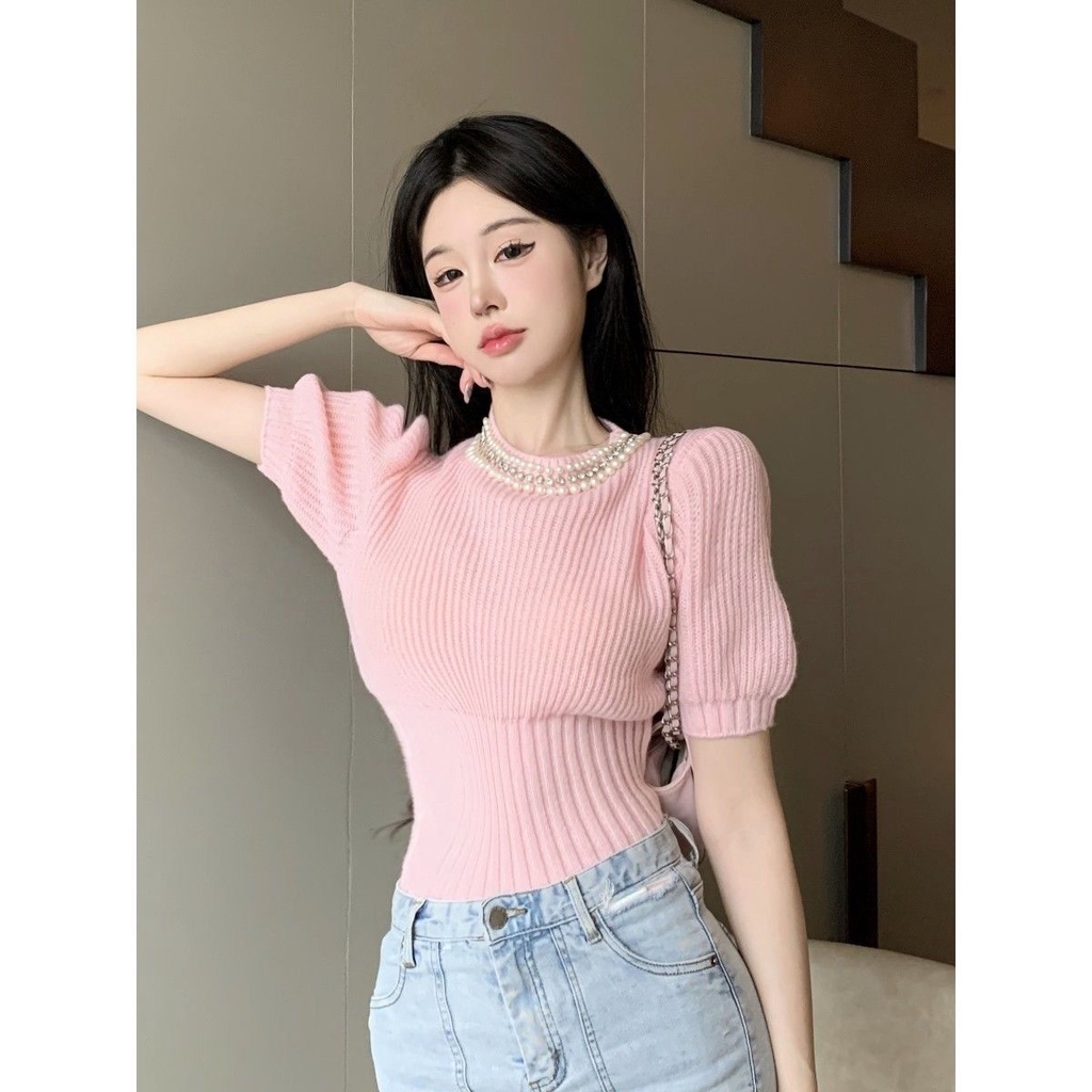Jiashucheng Áo Sweater Ngắn Tay Đính Hạt Màu Hồng Thiết Kế Mùa Xuân Ngọt Ngào Khí Chất Niche Eo Hẹp
