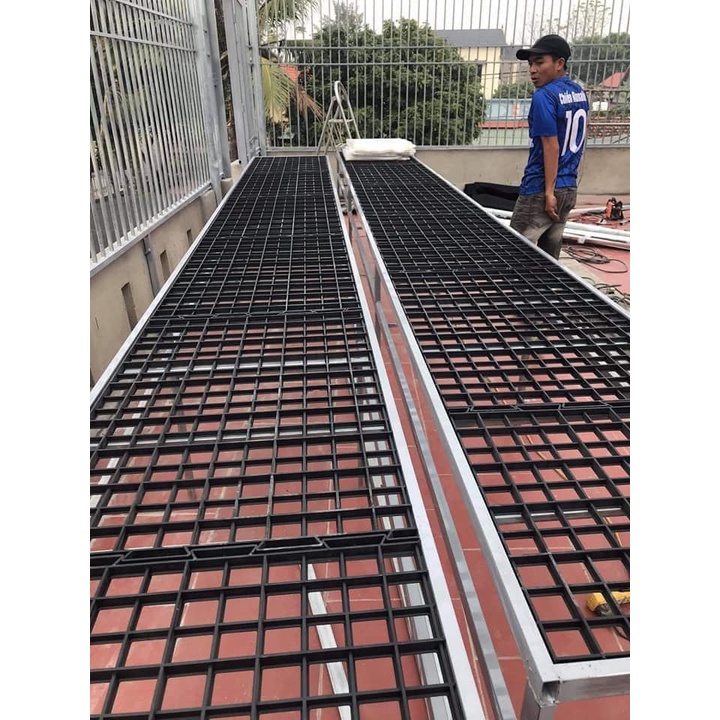 VỈ nhựa lót sàn 95cm *95cm