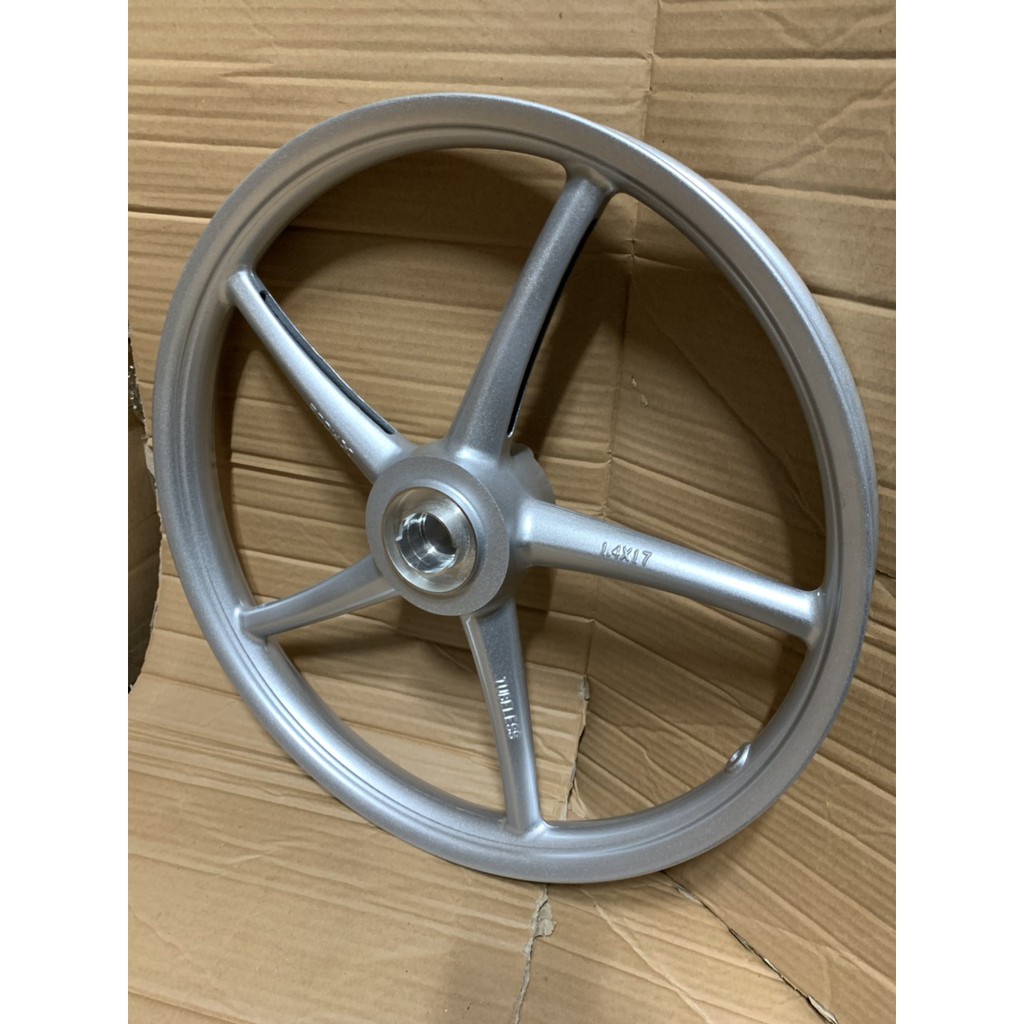 Mâm 5 cây xe sirius size 1.4 và 1.6 hiệu xmode màu bạc