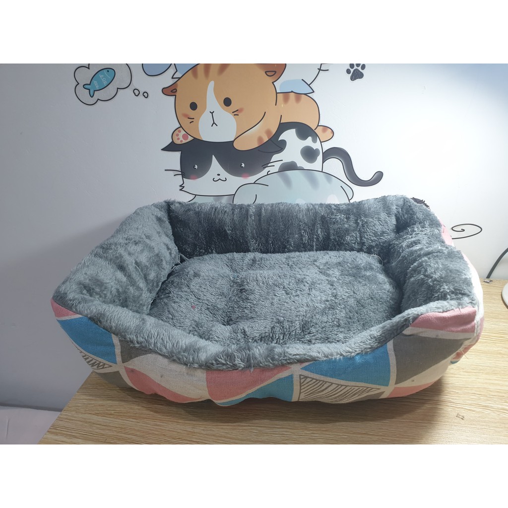 Đệm ấm cho chó mèo lót lông có thể dùng với thảm mùa hè. Nệm chữ nhật cho thú cưng