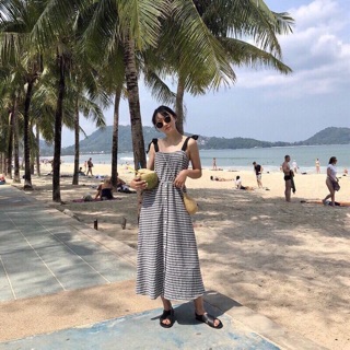 Váy kẻ đôi bạn thân