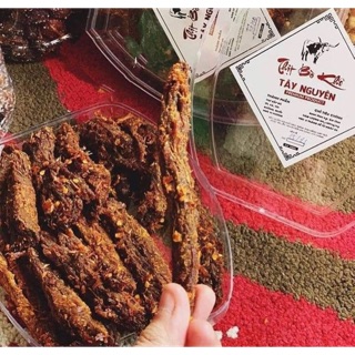Thịt bò khô Tây Nguyên [KHUYẾN MẠI] hương vị đậm đà hấp dẫn, thịt dai ngon mềm ngọt