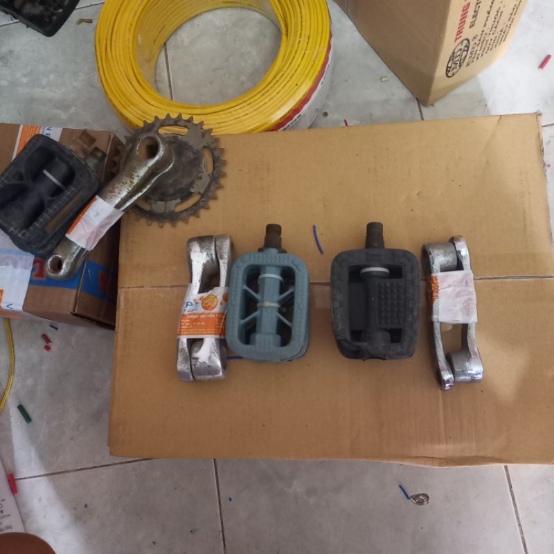 Bộ đùi và bàn đạp xe nijia ninja