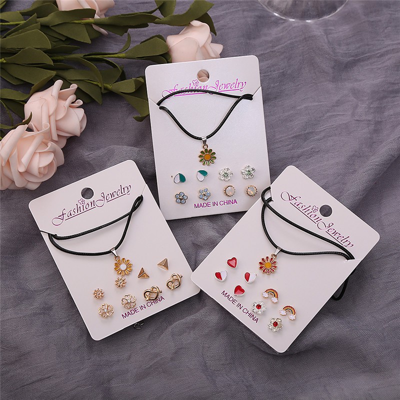 Set vòng cổ và 4 đôi bông tai hình hoa màu sắc tự nhiên