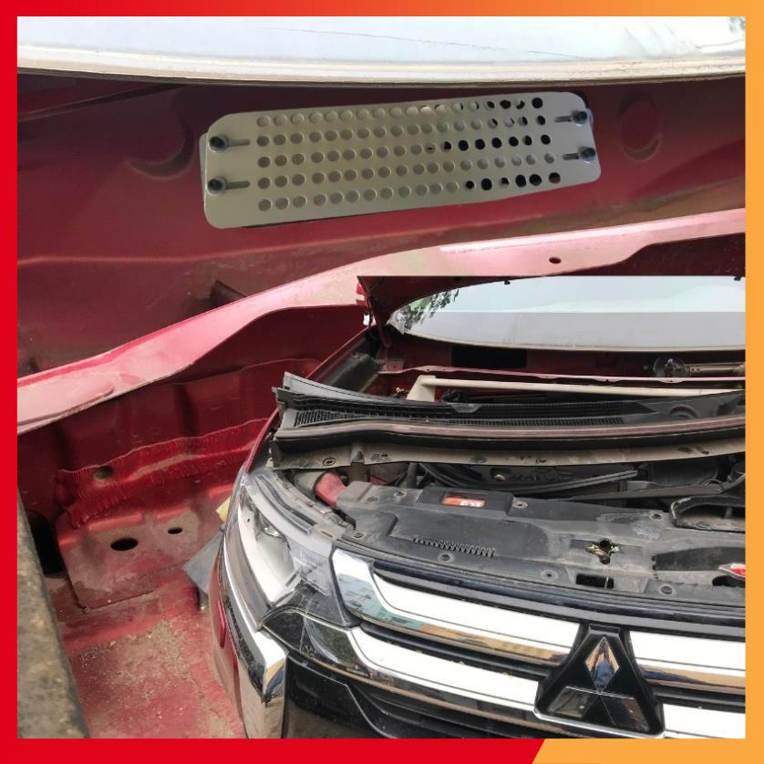 Lưới chống chuột ô tô Mitsubishi Outlander, Tấm chắn chuột khoang lái Outlander bền đẹp chuẩn xe rất cần thiết