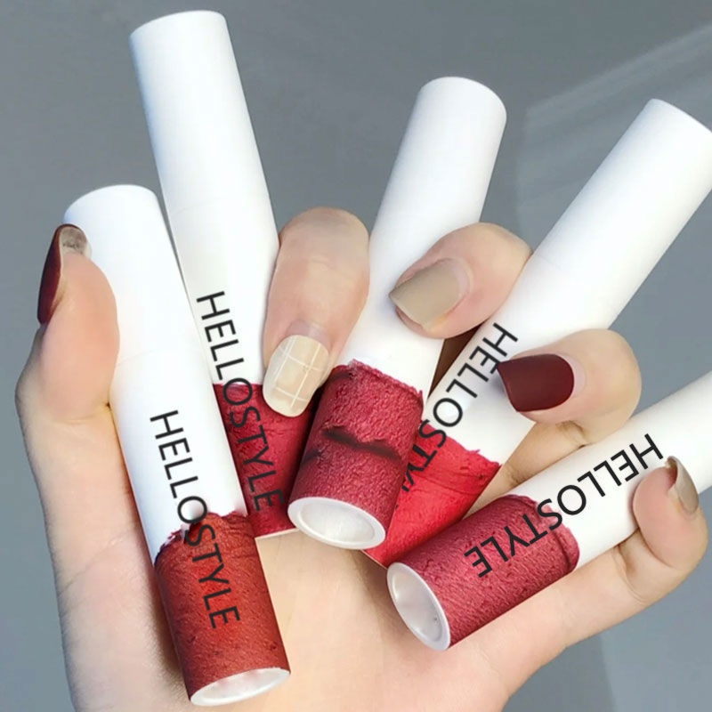 Son Môi Cho Màu Lì Phong Cách Hello Kitty Xinh Xắn