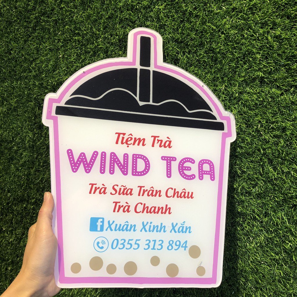 Biển hiệu mica treo shop bán hàng - Thiết kế khung hình ly trà sữa xinh xắn và in thông tin shop theo yêu cầu