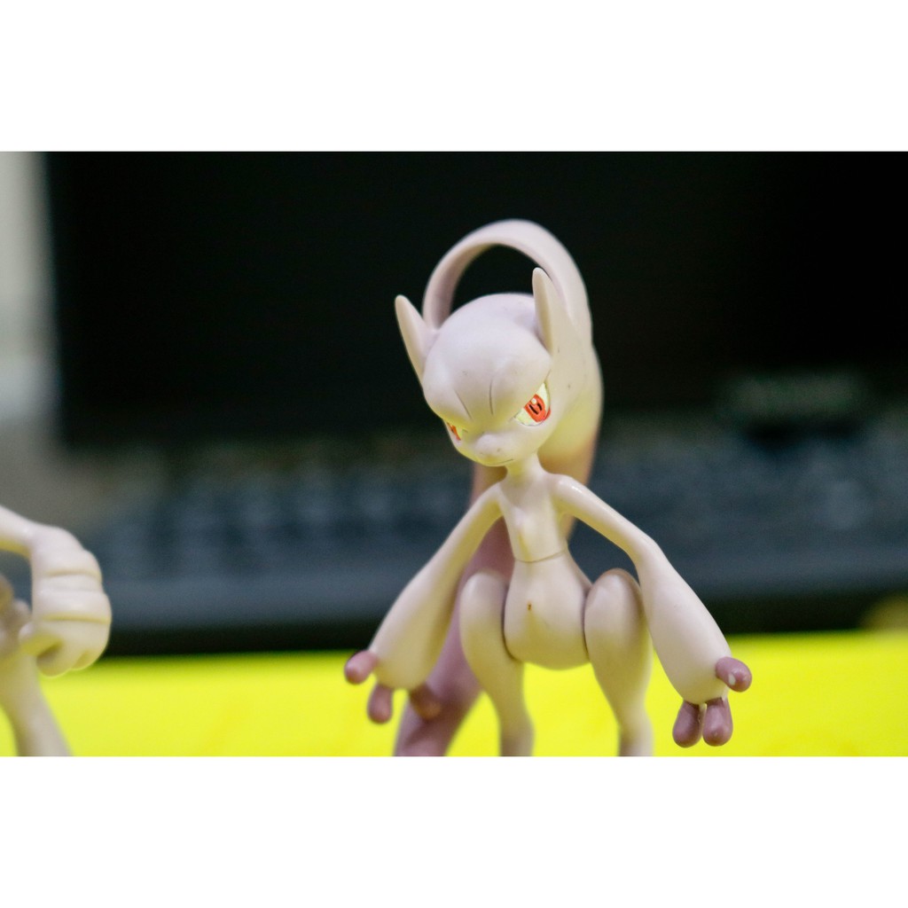 Mô hình pokemon Mega MewTwo X và Mega MewTwo Y Tomy Takara