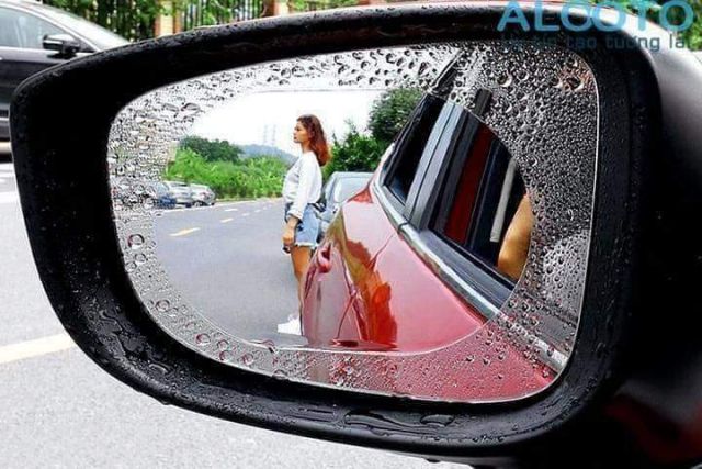 Miếng dán chống bám nước gương chiếu hậu ô tô