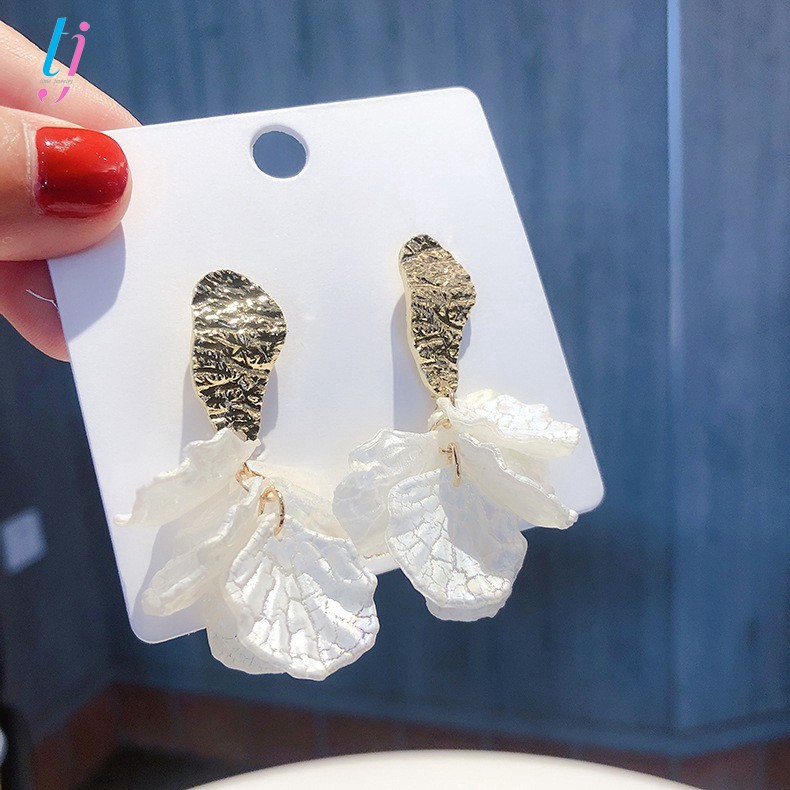 【Jewelry Time】Korean Ladies Bright Sequins Long Temperament Wild Shell Earrings