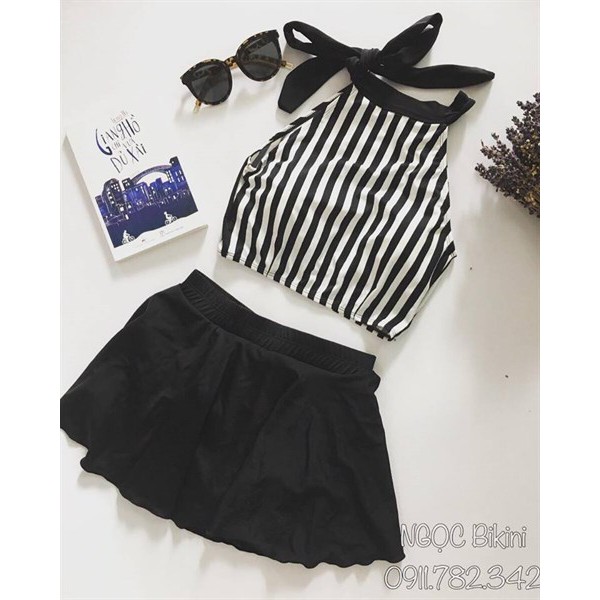 Bikini áo tắm 2 mảnh áo yếm phối nơ cổ (Ảnh shop chụp) | BigBuy360 - bigbuy360.vn